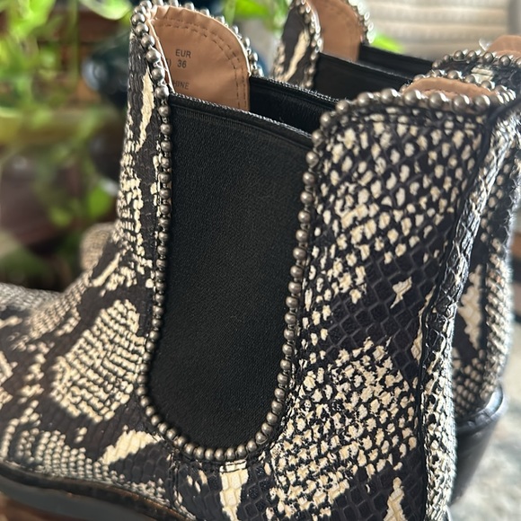 Coach Bowery Western cowgirl Bootie Snakeskin ankle boots sz 5.5 EUR 36 - Picture 15 of 17